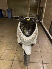 دراجة PCX جيل اول (لون ابيض⚪️) موديل 2016 الدراجة مكفوله كفالة عامه من...