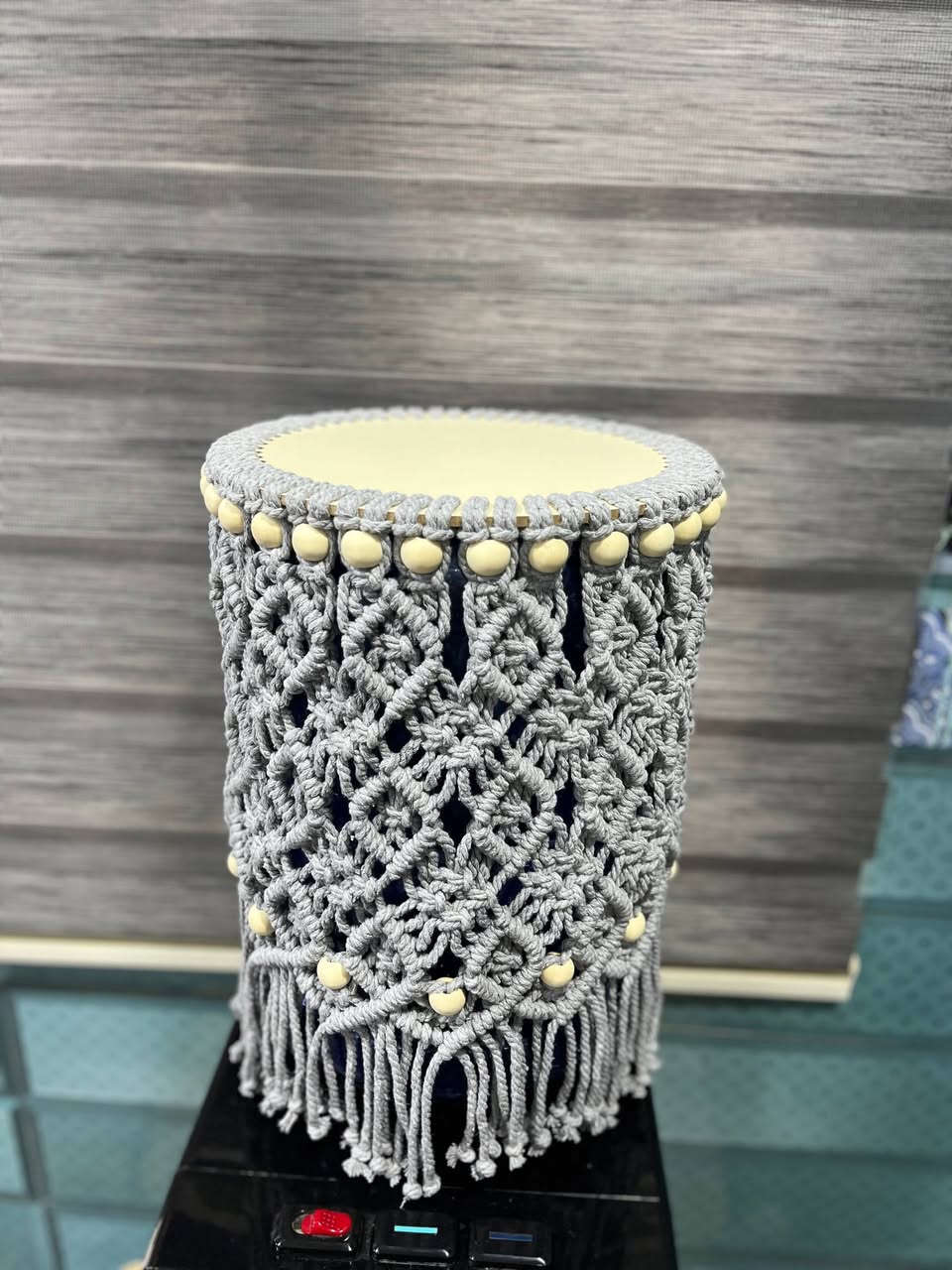 تصميم جديد لغطاء البراد بلون رصاصي أنيق 🌿
نقشة مكرمية مختلفة مع لمسة خرز بسيطة تعطيه شكل مميز يلفت النظر ويضيف جمال للمطبخ 🤎

#اكسبلور #اكسبلور_فولو #اكسبلور_explore #فالو #مشاهير


**إذا كنت صاحب هذا الإعلان وتريد حذفه لأي سبب، رجاءا أرسل رسالة إلى الدعم الفني**