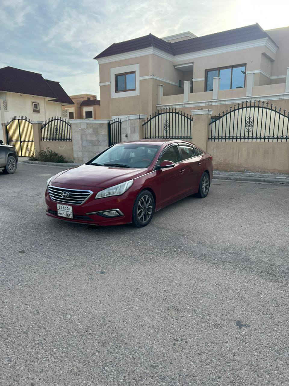 سوناتا موديل 2016رقم اربيل الماني وكاله وتحويل مضمونات 100/100وارد أمريكي حادثها جاملغ وباب وهنا بلعراق بيها رشات صبغ 3قطع بدون داخل رش فقط   شواصي لغود حوض تكم قماره مكفولات مواصفات معروفه فول تحكمات شاشه  كامره حسسات داخل بيجي مثبت سرعه خمسه ويل كب كروم مكينه 2400  ABS/UBS سياره جاهزه وحلوه لا شخوط ولا بارد صافيه نصبتها  بعد احلى من الصور كير ومكينه وتبريد وحداديه وتخم تاير مكفولات السعر 96 مكاني نجف رقمي ***********
