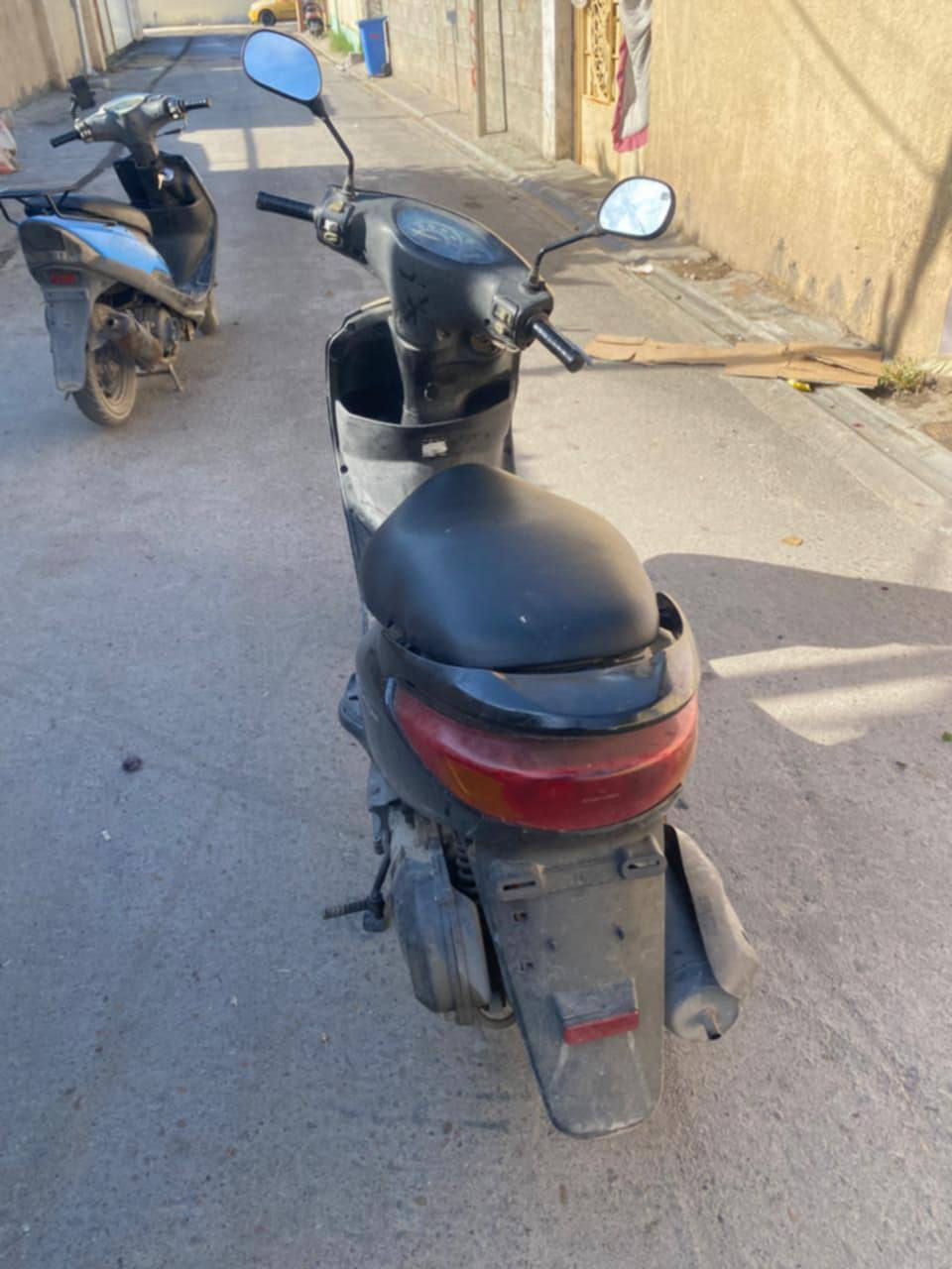 بريز
مكينه بلاد ماملعوب بيه 
كفرات تجاري 
كابريتر شرط بلاد 
أمريات مال حاوية 
كهربائيات شغاله 
سلف وهندر 
نظافه 90%
سعر 650 وبيها مجال حگ الجيه 
***********
