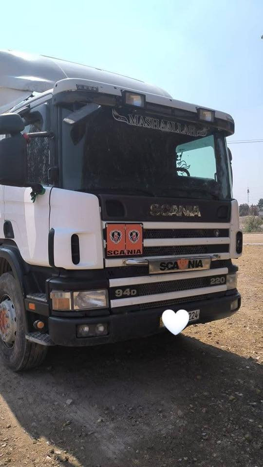 سكانيا للبيع
موديل 2000 

تحويل رقم ربيل

سياره جاهزه من كلشي
بم ونوزل 4 *4
***********
