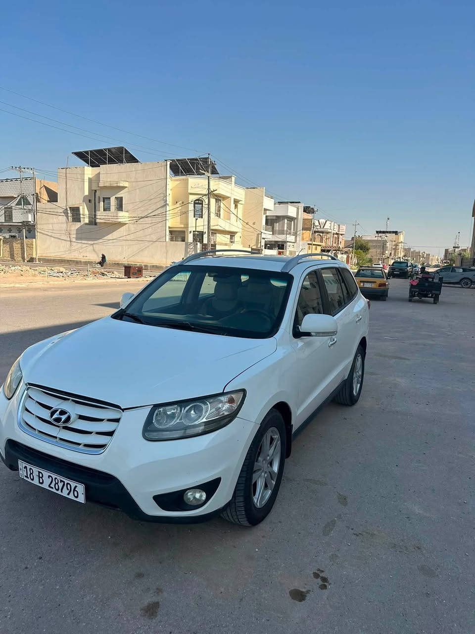 السلام عليكم
سنتافي 2010 خليجي للبيع 
فول مواصفات 1/1 
رقم بابل دولي باسمي 
حجم المحرك 3500 v6
بصمه 
فتحة سقف 
3قطع تبريد 
مري شفط 
اشاير بالمري 
كشن كهرباء 
داخل بيجي صاج 
كشنات جدد 7 راكب 
4ويل 
ثلاجه بالجكمجه 
تخم تاير جديد 
مكينه +كير مكفول من التنقيص والتبخير  
صبغ اثر طخات بدون حادث مع تبديل باب السائق والجاملغ اصليات  السونار بالمنشور 
السعر118$ وبيها مجال
مكاني بابل / حله
هـ/***********
