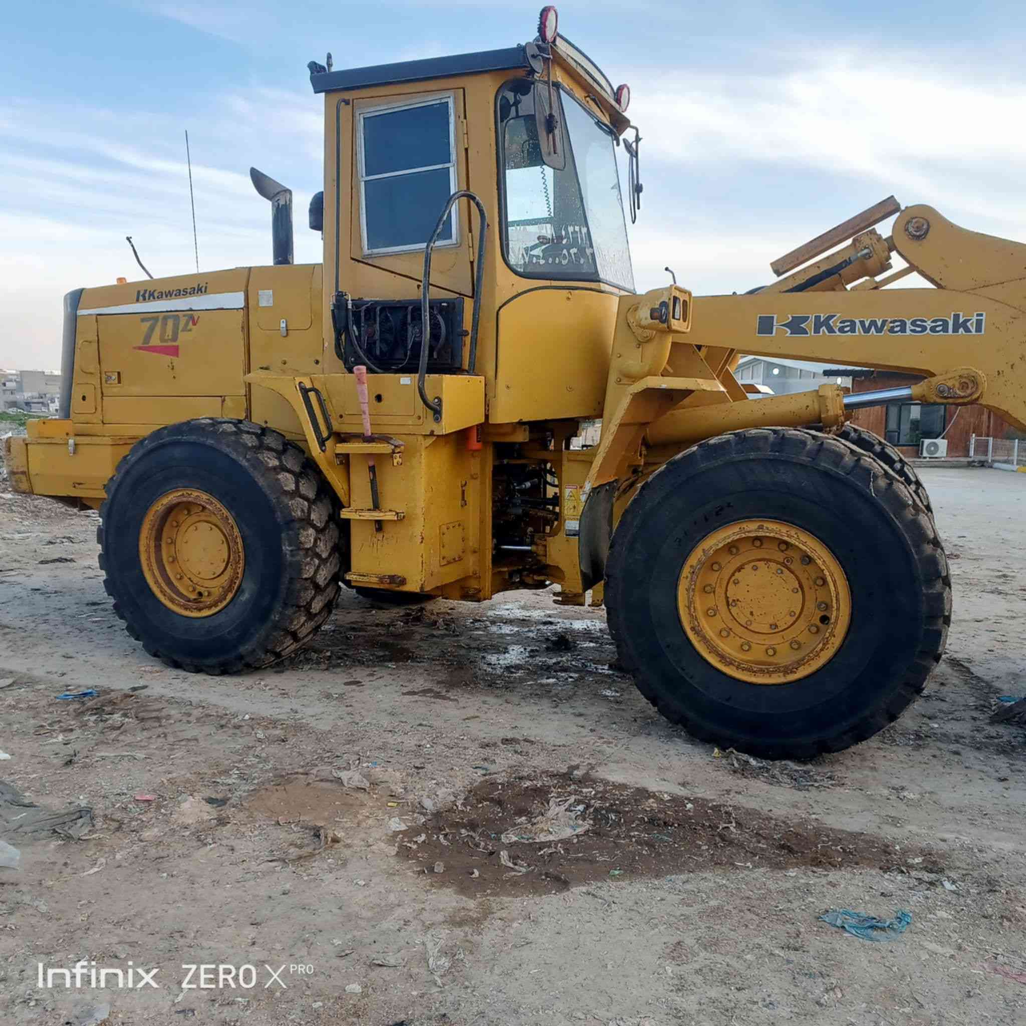 لبیع شفل   كاوسكی        مودیل 2005   تاخم تایر جدید  کیر محرک  اکسل جدید مكفول  مامفتوح برغی ارقام  باسمی رقم سلیمانیة  رقم                ***********
