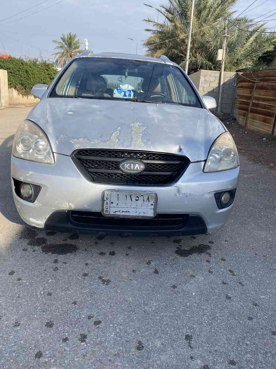 كيه كارنز للبيع موديل 2007تجي اشوف ابعينك وتاخذ السياره حداديه  بحاله جيده محرك بحاله جيده كير بحاله جيده تبريد قطعتين سياره بيه شخوط  سونار عندي الهم بس قديم بيه ضربه  مرجعه بارد خلف السياره بالجاملغ الخلفي سياره حلوه  ومرتبه سعره 90ورقه سنويته لل27رقمه بصره مشروع وطني 
متوفر خاص ومتوفر واتساب ***********5مكانه ميسان
