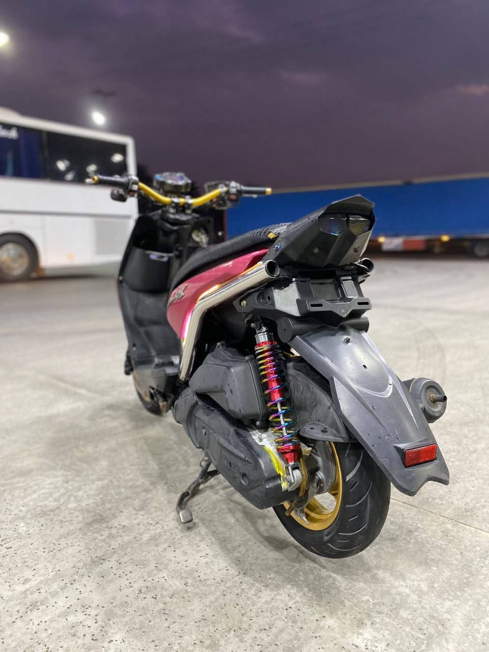 سلام عليكم سكنس جبلي للبيع مكفوله كفاله عامه من كلشي مكان الشعب سعر 1200 وبيه مجال للطيبين رقم ***********🖤
