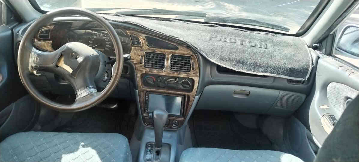 السلام عليكم
للبيع بروتون ٢٠٠١ بابل مشروع وطني بأسمي مكان بغداد كير اوتوماتيك محرك بحاله جيده السيارة نوزل.
دوشمة جديده وتغليف ارضية جلد
السيارة مصبوغة عام لا گص ولا تبديل
السعر النهائي ٣٨ 
***********
