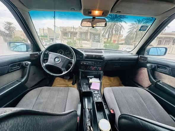 سلام عليكم بي ام دبليو للبيع
محرك مسكر عدل ٥٢٥ تك فانوس مكفول من تبخير وتنقيص محرك أكسل مكفول

صدر جديد تخم تاير جديد سياره بسمي شخصين 

موديل ١٩٩٢ بدون فتحه 

وباقي تفاصيل معروفه بلبي ام رقم انكليزي

رقم هاتف ***********

*********** 

عنوان  بغداد  سعر ٥٦  وبيه مجال
