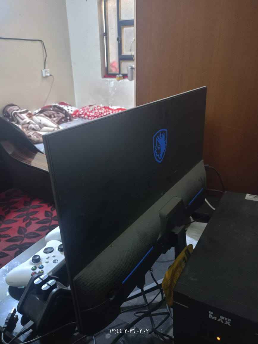 اكس بوكس سيريس اس ٥٠٠ g 
جديد ويا كارتونه ويا ثنين يدات إصليات 
ويا شاشا ١٢٥ هرتز ويا ubs 1800  وبطاريات يدات وستان يدات كامل وكم لعبه بل حساب  
‏‪***********‬‏ رقمي مكان بغداد 
وتساب *********** بغداد, العراق
