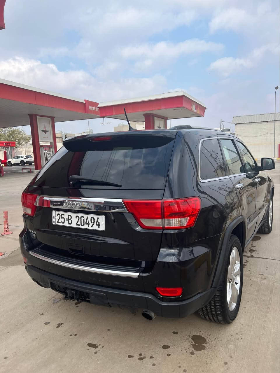 جيب  لاريدو 2012 اعلى فئة اوفر لاند هيمي  5.7 سومت فول كلين تايتل  داخل بل عراق صاير ربع بابين وربع جامرلغ  صبغ بدون دواخل شاشة دشبورل قلاب شاشة سقف كشنات كهرباء وضعيات قيادة دبلات اير باك يعني جكات تتعلة وتتنصة فتحة سقف داخل مشمشي  كشن هيتر وتبريد رادارات حساسات بصمة نقطة عمياء لايتات زينون  صندوك كهرباء فور ويل  ويل srt السيارة متصرف عليهة الف دينار وفول الفول وصدرجديـٍْْNeWـٍْْد اي نقص ما بيهة باتري جديد ماشيه 149 mi
مال جناي سعر 147 مجال او مراوس حسب القناعه 
المكان كركوك حمزلي
*********** كركوك, العراق
