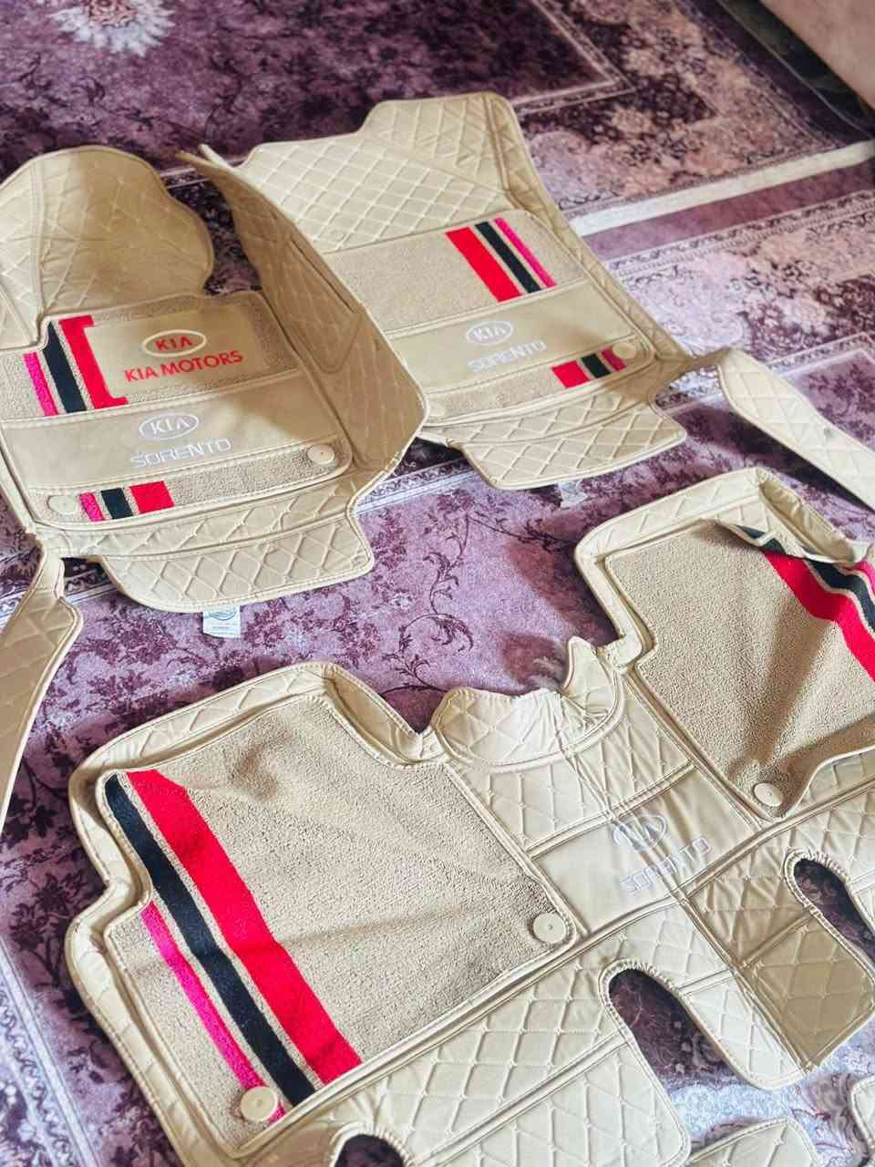 تخم ارضيات سورنتو يرهم من 2016 إلى 2020 اصلي ونظافه 95% السعر خاص مكاني بابل سده الهنديه *********** واتساب
