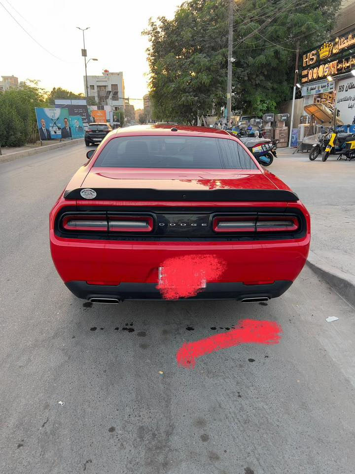 تحية طيبة …دوج جالنجر موديل 2023 SXT لون احمر الضرر جاملغ وبنيد جه السايق مبدلات السيارة بدون شاصي. السيارة رقم اربيل تحب تحويل قاني يوم او وكالة السيارة بغداد سبع ابكار السعر 20200 وببها مجال 
***********
