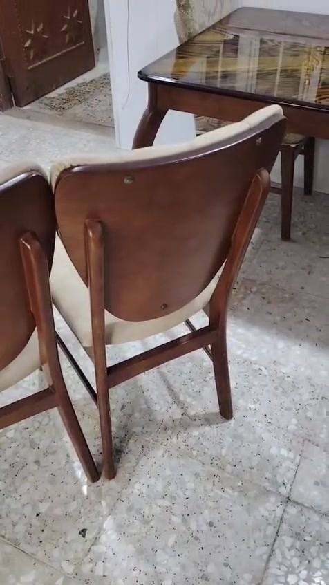 ميز طعام نظيف جدا مشتريته بمليون وربع اريده ب٦٥٠ وبي مجال مكاني الشعب


**إذا كنت صاحب هذا الإعلان وتريد حذفه لأي سبب، رجاءا أرسل رسالة إلى الدعم الفني**