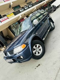 باجيرو نتيفيا • ٢٠٠٦ • V6 ٣٠٠٠ دفع رباعي