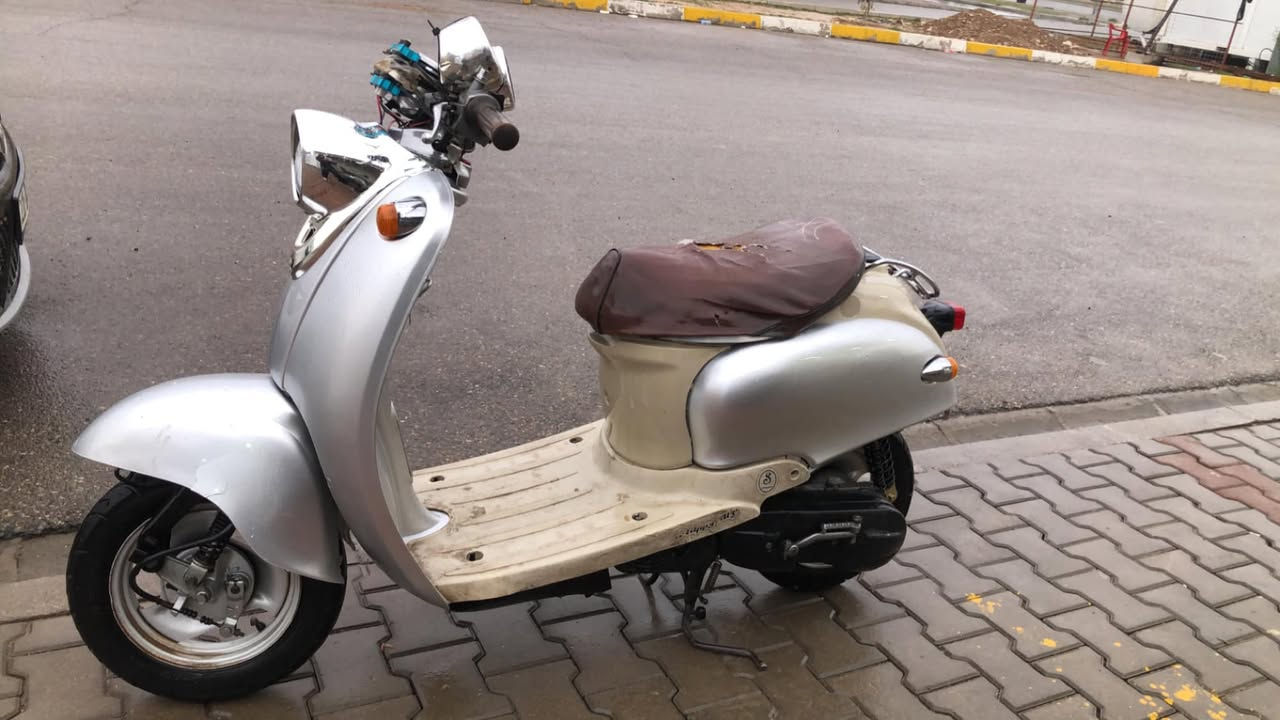 للبيع عبدالحليم فحل شرط لا محرك مفتوح ولا قطرت اكسل مابي سلف هندر كهربائيات كله شغل بس كفر تجاري وكابريتر تجاري صوته اخرس حادث ماله مثل ماتشوف الكفر اشوي مكسور فقط مكاني كركوك شراي تعال خاص سعره 300 وبي مجال قليل


**إذا كنت صاحب هذا الإعلان وتريد حذفه لأي سبب، رجاءا أرسل رسالة إلى الدعم الفني**