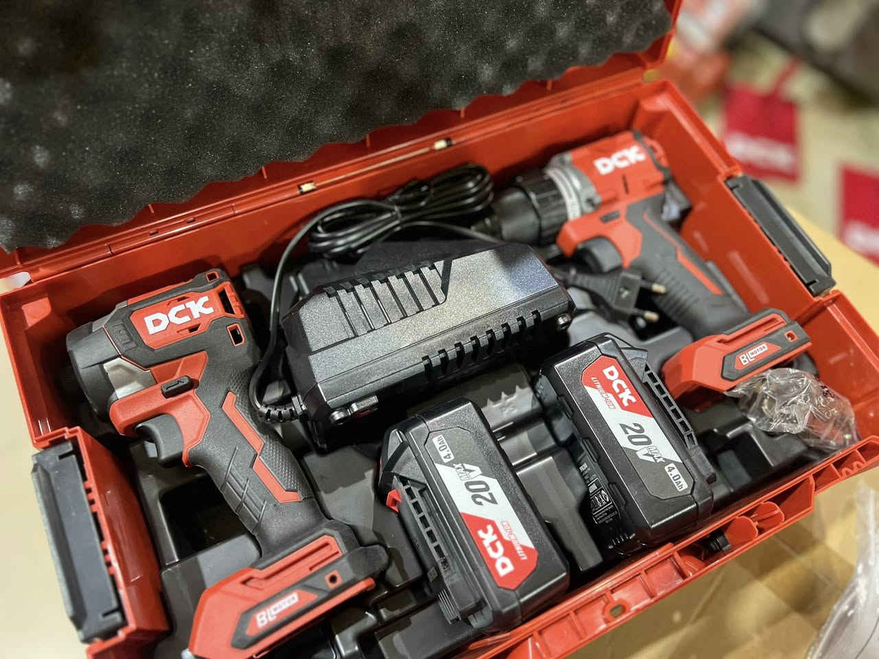 DCK 
محموعة من العروض والمنتحات الجديدة داخل الصفحة
معرض الأرتكاز الهندسي


**إذا كنت صاحب هذا الإعلان وتريد حذفه لأي سبب، رجاءا أرسل رسالة إلى الدعم الفني**