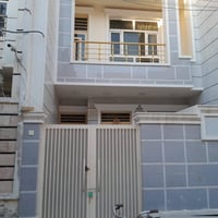 للبيع بيت ١٠٠م بناء حديث البيت فارغ محد ساكن بي بيت بنيه الفرع الرابع ...