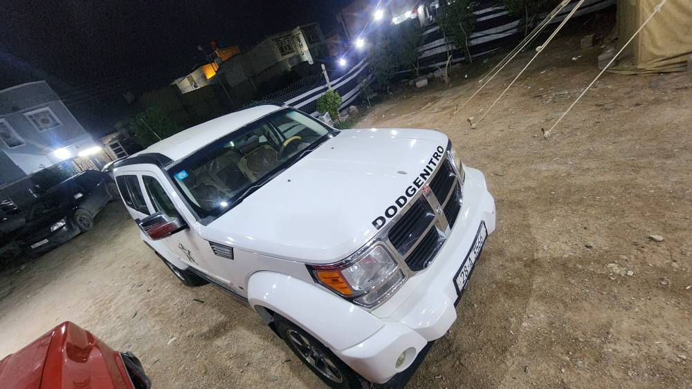 جيب لبرتي موديل 2010محرك شارجر ٦ بلاد سياره جهزه مال جناي كير محرك مكفولات تخم تاير جديد حداديه جديده دواخل جديده رقم نجف نكليزي بسمي  موصفات عديه  سعر ٧٧ بي مجال  استفسار تصال فقط مكاني الناصرية مركز مروس  حسب القناعه *********** ناصرية, ذي قار
