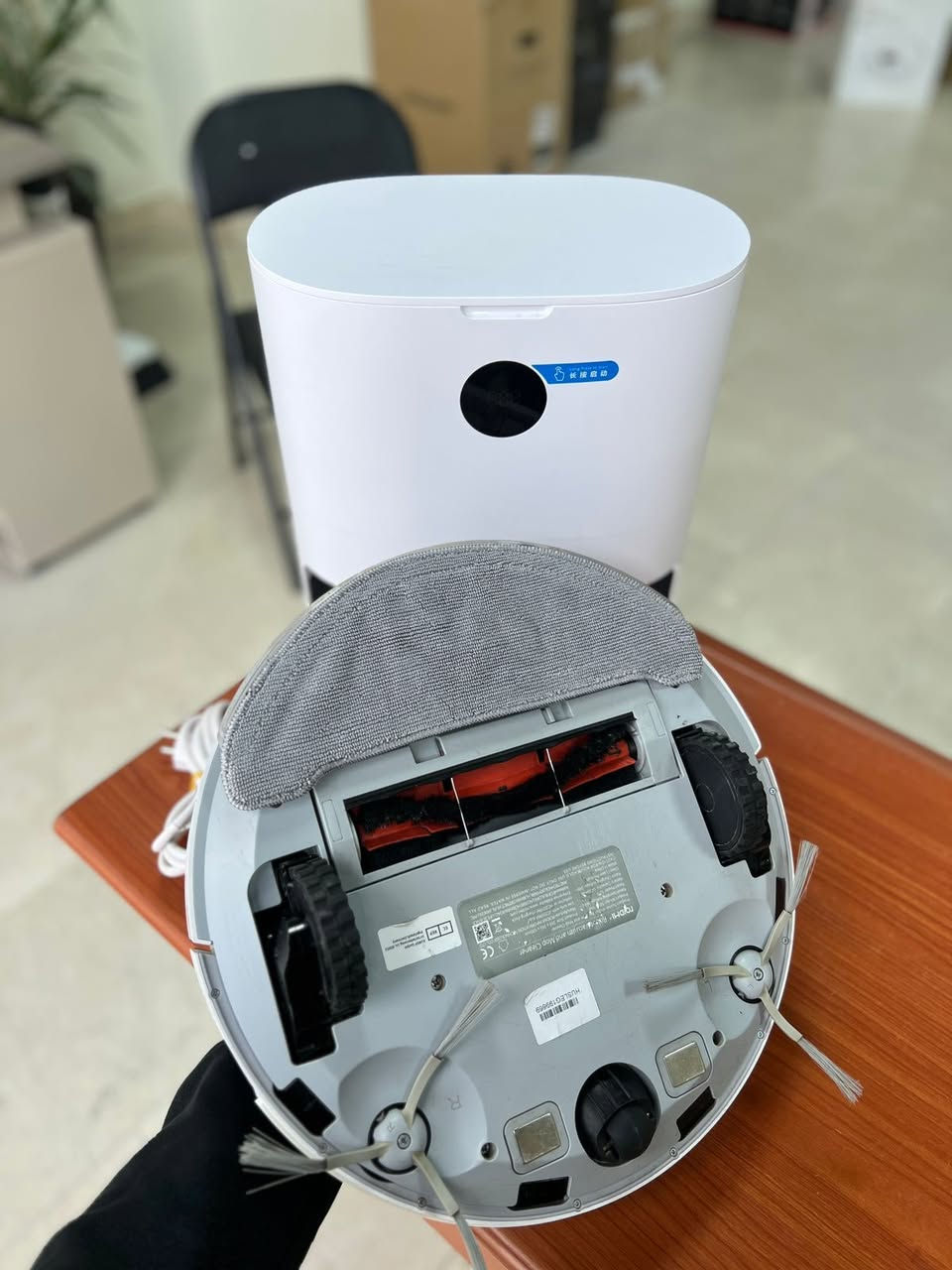 📍ايفا بلاس 
كنس مسح تفريق للتربه تلقائي قوه شفط ممتازه 
واتساب ***********
