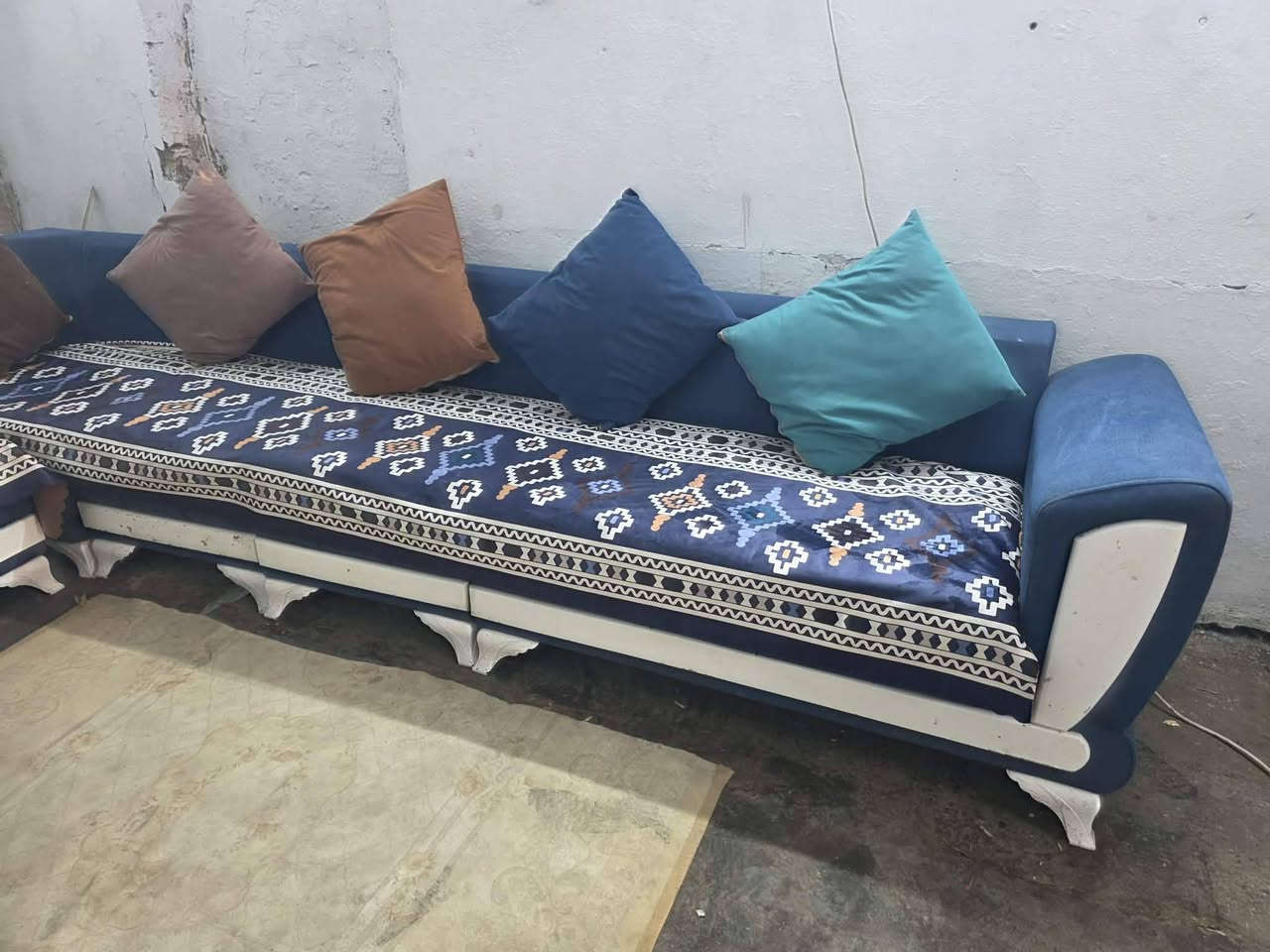 ديوان تركي ١٠ مقعد وياة كوشات ومفرش  المكان بغداد الشعلة ويوجد توصيل لجميع المناطق بغداد


**إذا كنت صاحب هذا الإعلان وتريد حذفه لأي سبب، رجاءا أرسل رسالة إلى الدعم الفني**