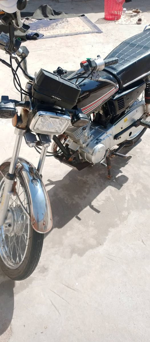 السلام عليكم ورحمه الله رمضان كريم وكل عام وانتم بخير دراجة نامه كفالة مكينه كهربائيات كلهه شغالة مامتعوبة ماتطلع كل اسبوع مرة لو ماتطلع لأن مامحتاجهه عندي سيارة موديل 21 اوراق اوراق وياك للترقيم السعر 800 وبيهه مجال للطيبين استفسار اكثر واتساب *********** وأنه خادم
