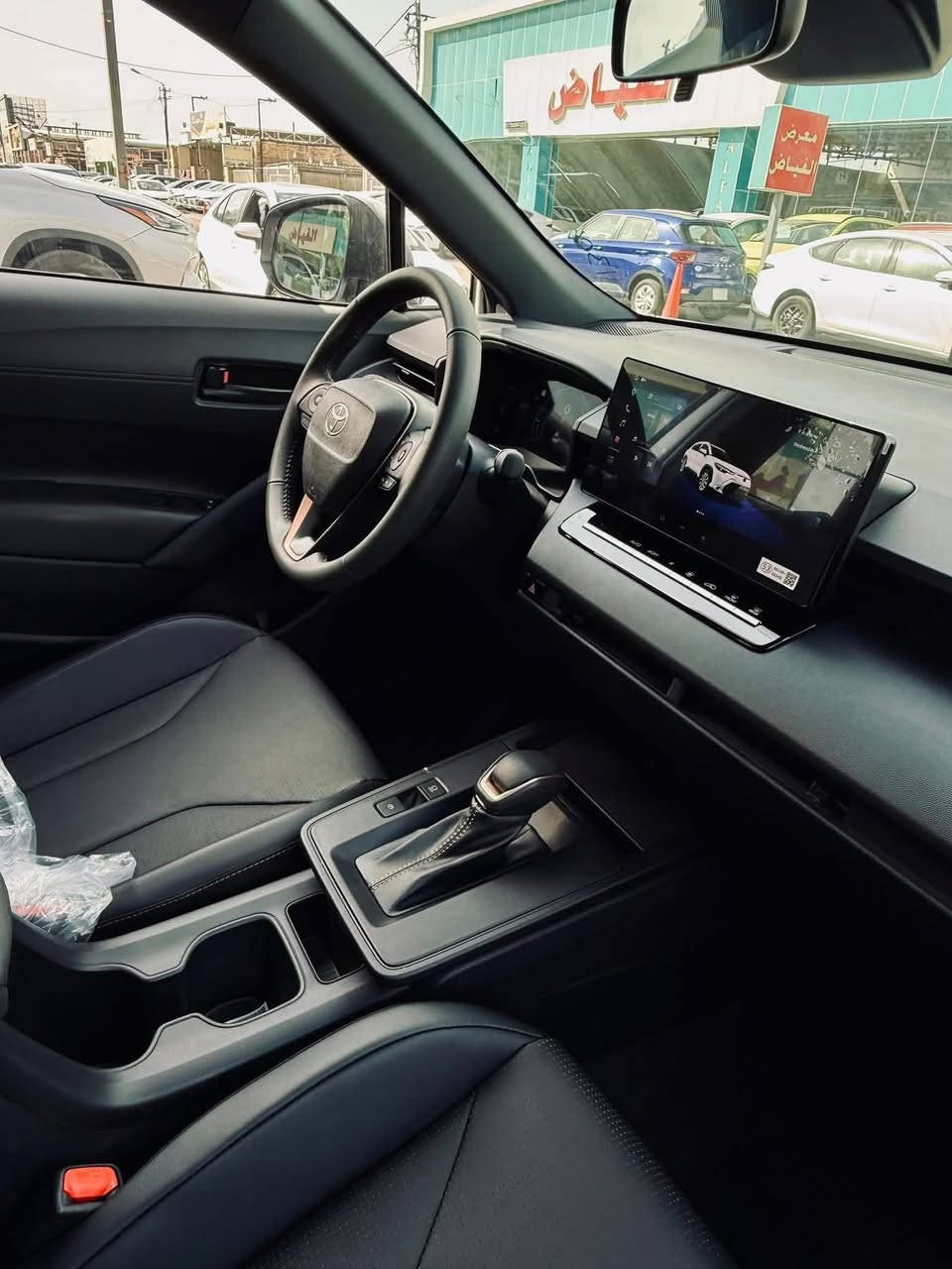 🚗 تويوتا كورلا كروس 2026 – الشكل الجديد 

قوة الأداء + توفير الوقود + فخامة التصميم ✨

استمتع بتجربة قيادة عصرية مع أحدث إصدار من تويوتا الهايبرد، يجمع بين التكنولوجيا المتطورة والراحة الكاملة 👌

🔹 المواصفات:

 • محرك 2000cc هايبرد اقتصادي 🔋
 • فول مواصفات
 • فتحة سقف ☀️
 • رادار أمامي (نظام أمان متطور)
 • مقاعد جلد أصلي فخم
 • كرسي كهرباء (3 وضعيات)
 • رنكات قياس 16 إنش + مرايا سوداء 🖤
 • شاشة كبيرة عالية الدقة
 • عدادات ديجيتال (كيجات إلكترونية)
 • حساسات أمامية وخلفية أصلية
 • كشافات بروجكتر + حمالات سقف
 • وباقي المواصفات المعروفة من Toyota ✅

🔥 سيارة مثالية للاستخدام اليومي والسفر – أداء قوي مع صرفية ممتازة

📞 لمعرفة السعر:
علّق برقم (1) أو تواصل معنا مباشرة

🏢 شركة ريتاج لتجارة السيارات
📍 العنوان: بغداد – معارض البياع – الشارع الرئيسي

⏰ أوقات الدوام:
يومياً من 10:00 صباحاً إلى 09:30 مساءً

📱 للاستفسار:

***********
***********
***********
***********
