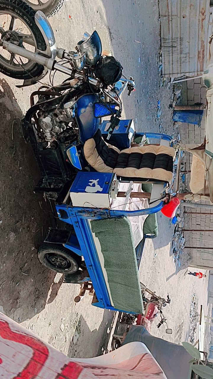 ستوته كربلائيه للبيع موديل 2017 اوراق مكاني البصره _ يم جسر العسكري رايده ب 1.250 وبيها مجال حگ جيه شراي اتصل عل رقم متوفر شريحه واتساب ***********
