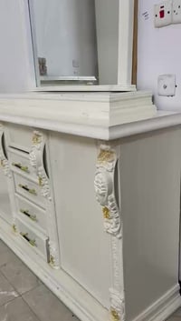 غرف نوم للببع عراقيي تسكام ونضيفه جدا عنوانه لبياع 07705434413