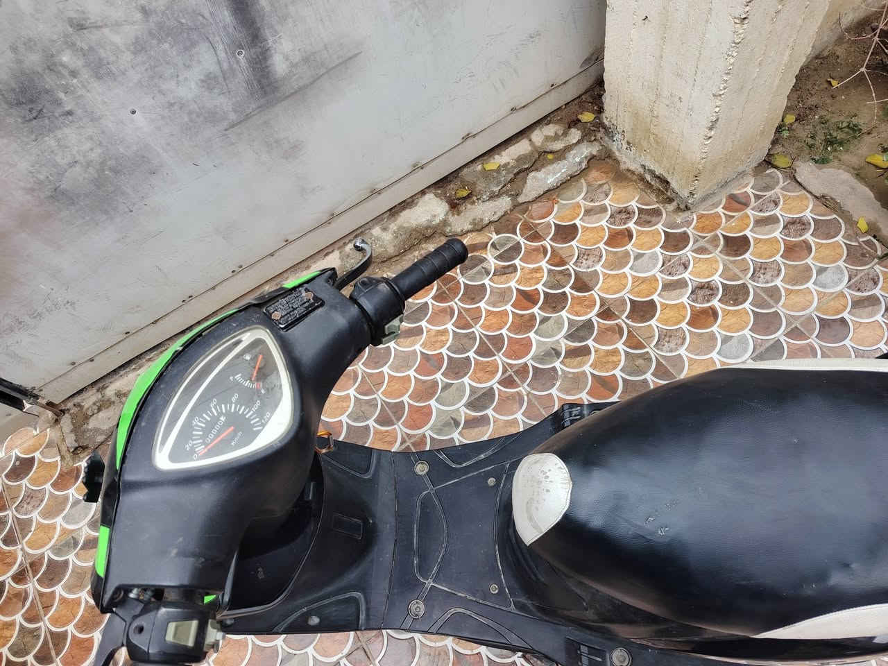 دراجه ماكس عدله للبيع السعر خاص حله حي العسكري دراجه مامفتوحه كهربائيات شغاله كله سلف عوزه باتري ضعيف عندي جيب اي مصلح وفحص مامتواجد دائم ع الانترنيت (***********)
