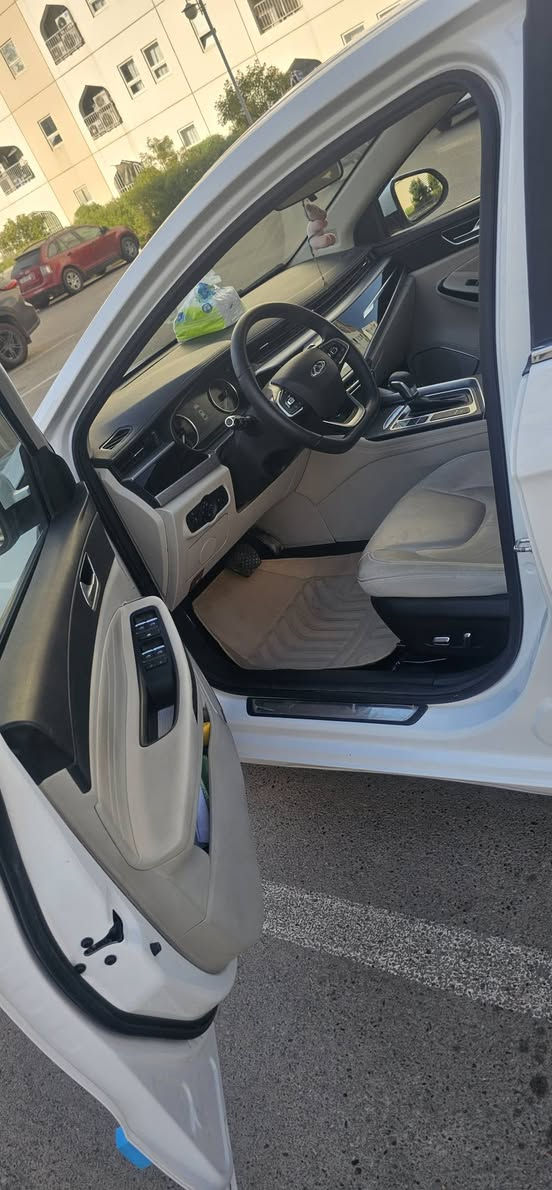 السلام عليكم  شيري اريزو 5  فول واحد على واحد  ماشي ١٨ الف  رقم بغداد   سعرها   110 ورقة  رقم الهاتف ***********  السيارة موجودة بسماية
