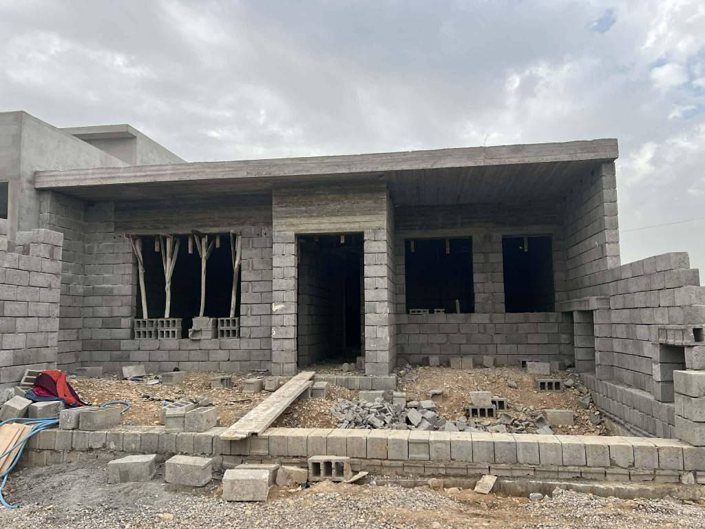 السلام عليكم هيكل طابو صرف مساحه 200م العنوان ملكشاه للاستفسار الاتصال على الرقم التالي *********** خناقين, ديالى
