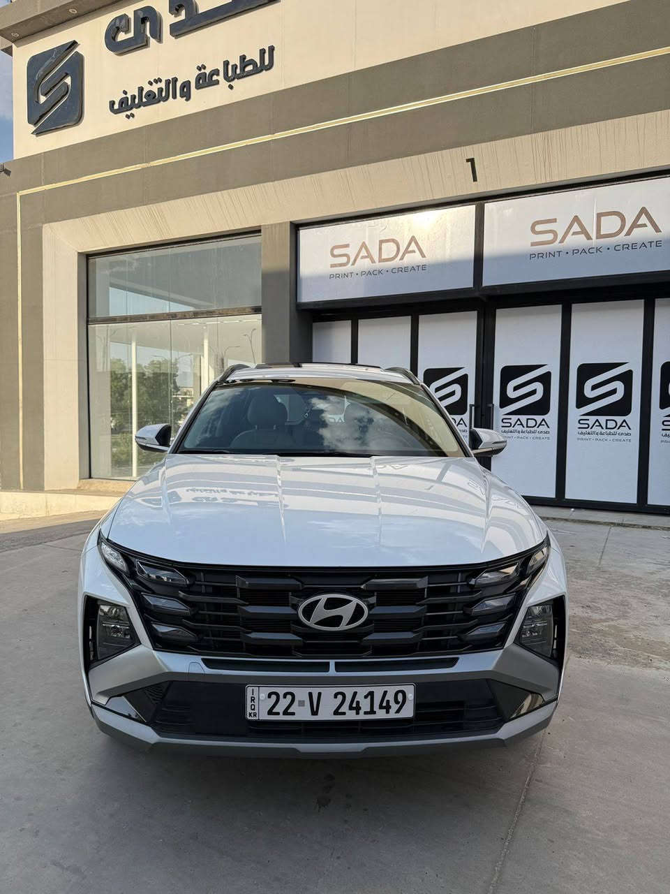 للبيع
سعر 227$  
هيونداي توسان موديل 2025 وارد أمريكي 🇺🇲 
ماشيه 10 ألف اخت الزيرو 
محرك 4 سلندر حجم 2500 مامفتوح بشرط 
كير أوتوماتيك شرط المحرك والكير 
رقم اربيل دولي رقم وهزة وسنويه جديد پأسمي شرط التحويل 
🚫حادثها خلفي بدون ايرباك تعديل بارد ب قبغ الصندوق وبخصة بل جاملغ فقط بدون دواخل بشرط 
مواصفات فول الفول 
فتحه سقف 
بصمه تشغيل 
شاشة كبير متصل
كشنات جلد 
رادارات 360 درجة امامي خلفي جانبي 
تشغيل عن بعد 
نقاط عمياء 
قطعتين تبريد 
شحن وايرليس لاسلكي 
صندوق كهرباء
تحديد مسار
تدفئة كشنات 
كشنات كهرباء
لدات وإنارة مخفية بل دشبول والبيبان
أوتو بريك توقف ذاتي عند الاقتراب 
مانع تصادم
دخول ذكي 
انارة ترحيب 
أوتو هولد 
مناخ منفصل 
ثلاث انظمة قياده 
قيادة ذاتيه 
مثبت سرعة 
اشاير بل مري 
مري شفط 
بعد بيها هواي مواصفات 
سياره جديده وجاهزة من كلشي شرط دينار ما تصرف عليها 
موصل الايسر 
***********
***********
ملاحظة الرقم الاسيا بيه واتساب 🟩 
يوجد بيع وشراء السيارات المتضررة والجديدة داخل هذه الصفحه
