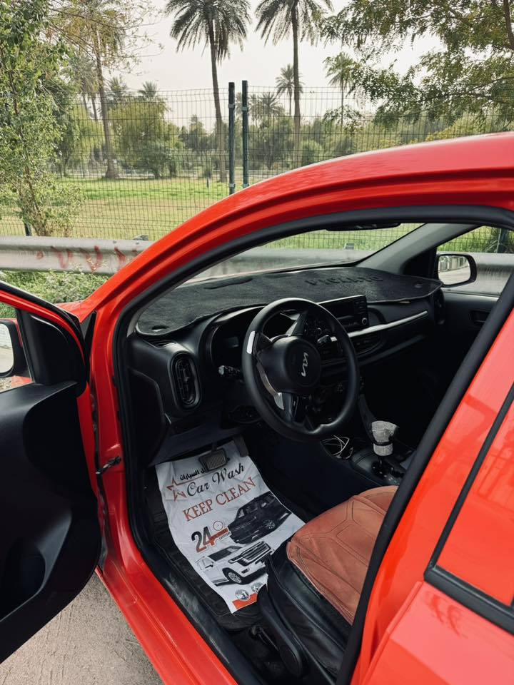 للبيع
كيا بيكانتو موديل 2023 خليجي مكفوله 
ماشيه 14،000 km محرك 1400 اربعه سلندر دوش عدد مقاعد 5 نوافذ كهرباء قفل مركزي للابواب abs وباقي لمواصفات لمعروفه
رقم بغداد تحويل ثاني يوم 
سعر 135$ وبيها مجال بسيط 
مكان بغداد الاعظميه
للاستفسار   الرقم.
*********** هاتف
*********** واتساب
