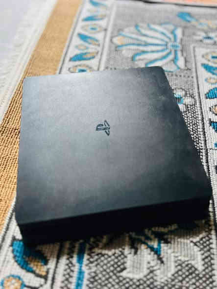 بلي فور سلم نص تيرا للبيع
لوك ستيكر ممفوتح ولا واصل تصليح جوستكين تجاريات 

مكاني جلولاء 

***********

سعر ١٥٠قفل
