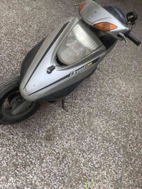 دراجة بريز • مكينة شغالة • تحتاج كابريتر