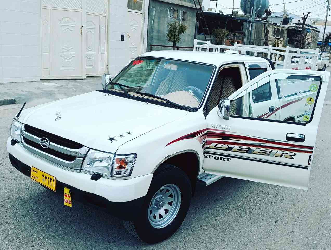 ژ٠م***********
دێر بۆ فرۆشتن مەنەفێستی ئەسلی مەکینە کابریتەر دەژبوڵ مەرزێ ناوزەرد گێڕو مەکینەو ئەکسلی و شانیسی بەشەرت 
هەموو گیان ئیشەکات یەک دینار مەسروفی تیا نیە زۆر توندو تۆڵە و  نمونەیە لە جوانی سعر ٤٦ گڵاو کەمێ مەجال 
ناونیشان چمچماڵ
