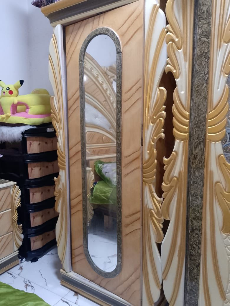 سلام عليكم غرفه مستعمله البيع المكان حي الشهداء التصال على هذا الرقم اني مكلف بنشر ***********
