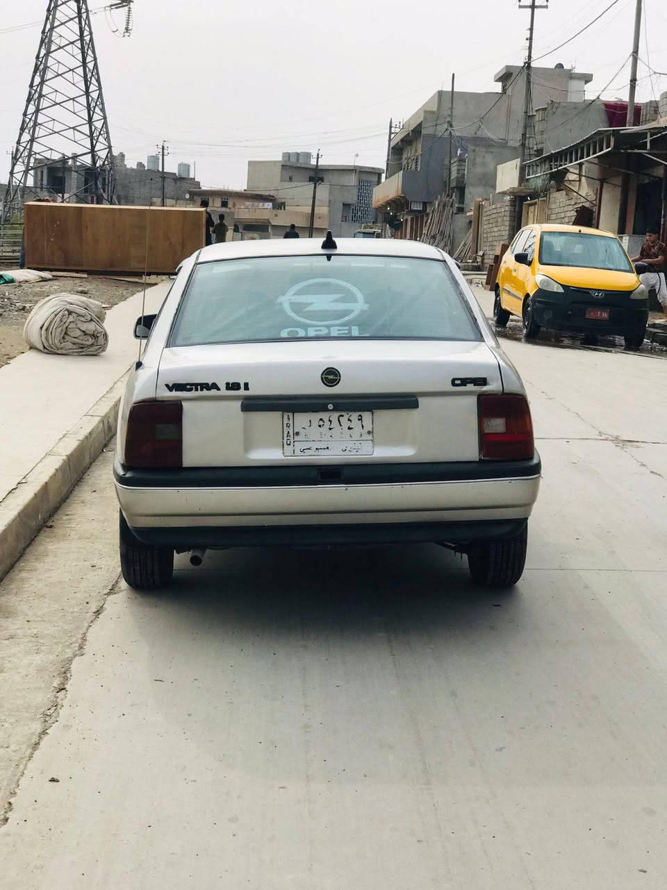 السلام عليكم
اوبل فكتره حجم 18 موديل 91 شرط المحرك والكير كابون بانزين طخم تاير جديد صدر طخم جديد صبغ جماليه رقم نينوى 
السعر 40 وبيها مجال 
العنوان موصل الأيمن
***********
