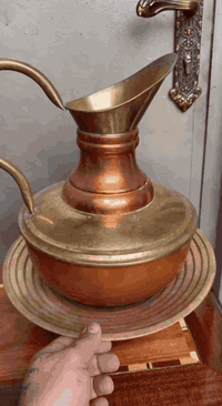 مغسل قديم صناعة إنكليزي سلبجة ودولكة ولا اروع 
اوزنهن وسط تقريباً 2 كيلو ونص ثنينهن نضافات عالية جدا
*********** بغداد يوجد توصيل
