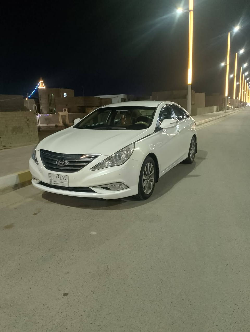 سلام عليكم للبيع سوناته موديل 13 السياره بيها صبق صفحه بدون دواخل   محرك كير تبريد كفاله جاهزه مابيها نقص اكلوب سعر 115مكان الرمادي ***********
