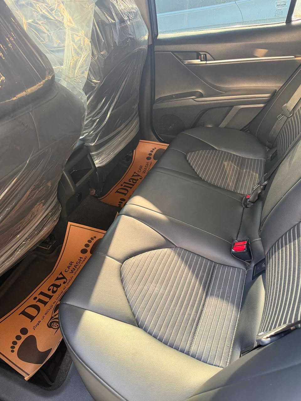 Camry 2023 SE PLUS 
بەس بۆ فرۆشتنە
سەیارەکە se پلەسی فوولە سلاید ، بەسمە ، رادار 
سەیارەکە یەک جاملغی  سەکنی سبوغە بەبێ ژوورێ
وێنەی دەعمەکە دانراوە رەقەم و جائزە 
50 هەزار رۆیووە وەکو سفر وایە
سعر خوار هەموو بازار 
188 $ مجال 
شوێن هەولێر 
رقم شاسی :  4TIT1AK9PU168623
***********

كامري 2023 SE Plus

لِلبيع فقط.

السيارة فئة **SE Plus فل كامل**، تحتوي على:

* فتحة سقف (سلايد)
* بصمة
* رادار

السيارة فيها صبغ واحد فقط في جهة الزجاج الأمامي (السكن)، وصورة الدعمة مرفقة مع رقم الشاصي والجائزة.

ماشية **50 ألف** فقط، وحالتها مثل الجديدة.

**السعر:** 18,800 دولار (قابل للتفاوض بشكل معقول).

**الموقع:** أربيل
رقم شاسی ،   4TIT1AK9PU168623
**رقم الهاتف:** *********** أربيل, العراق
