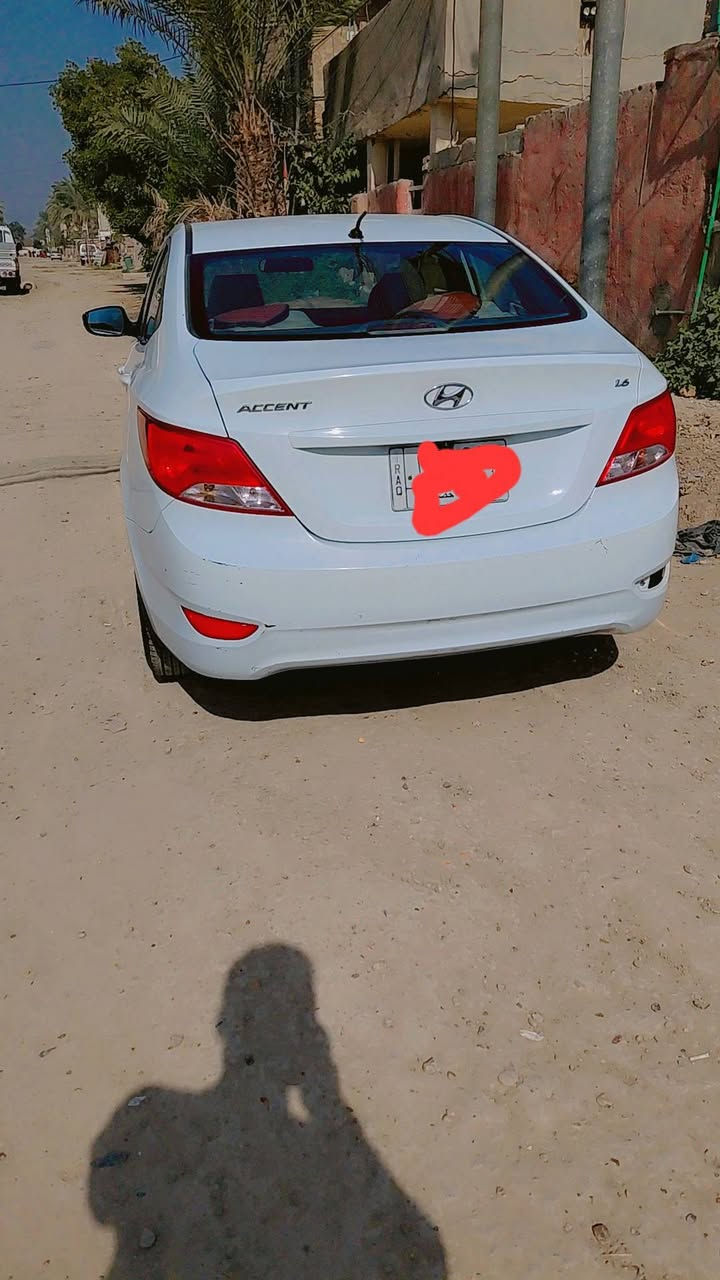 اكسنت2016 رقم بغداد
اكسنت خليجي 2016.  رقم بغداد مكينه حجم 1600 قطرتين دوش كير محرك مكفول تبريد  صدر خلفي امامي جديد السعر 110. بيها مجال ***********.  مكاني بغداد.
