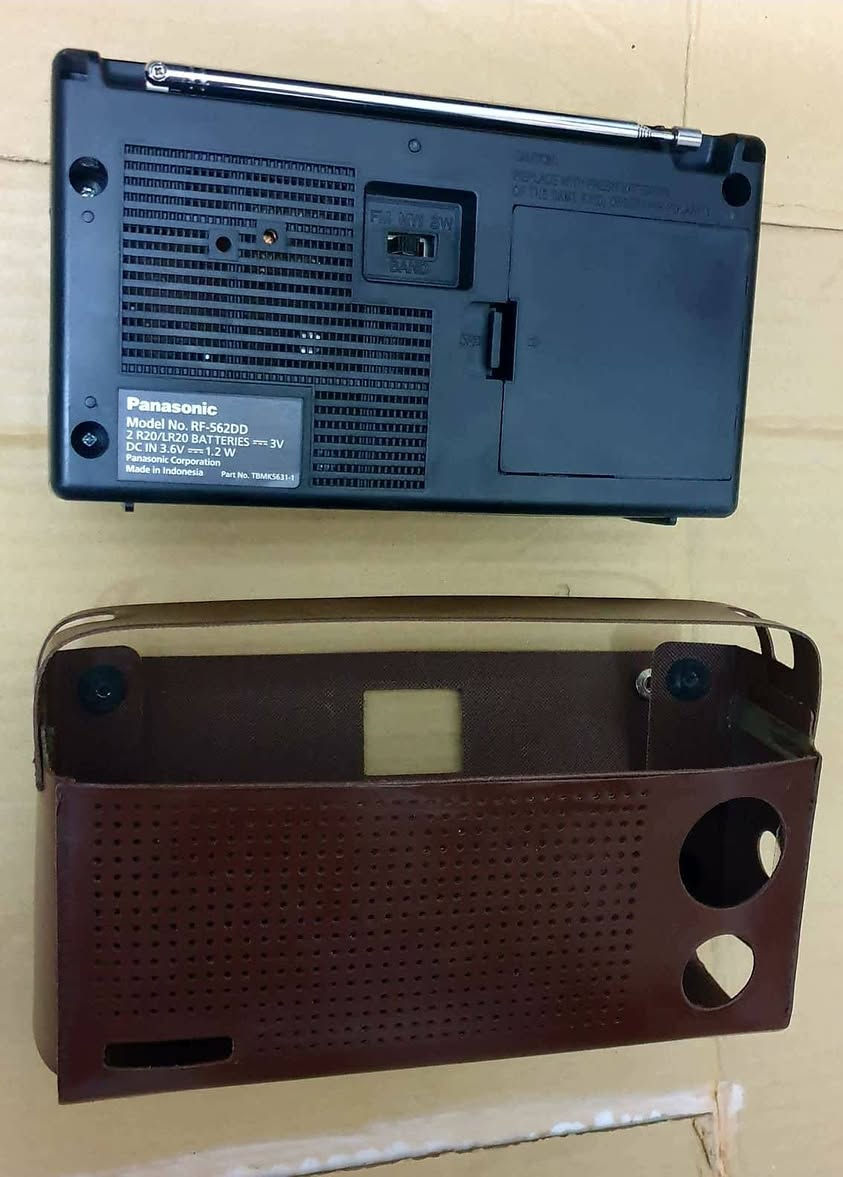 رادیو 3 موجات FM MW SW مارکة باناسونيك اندنوسي جهاز نظیف جدآ وشغال بالكامل السعر واي استفسار مراسلة خاص


**إذا كنت صاحب هذا الإعلان وتريد حذفه لأي سبب، رجاءا أرسل رسالة إلى الدعم الفني**