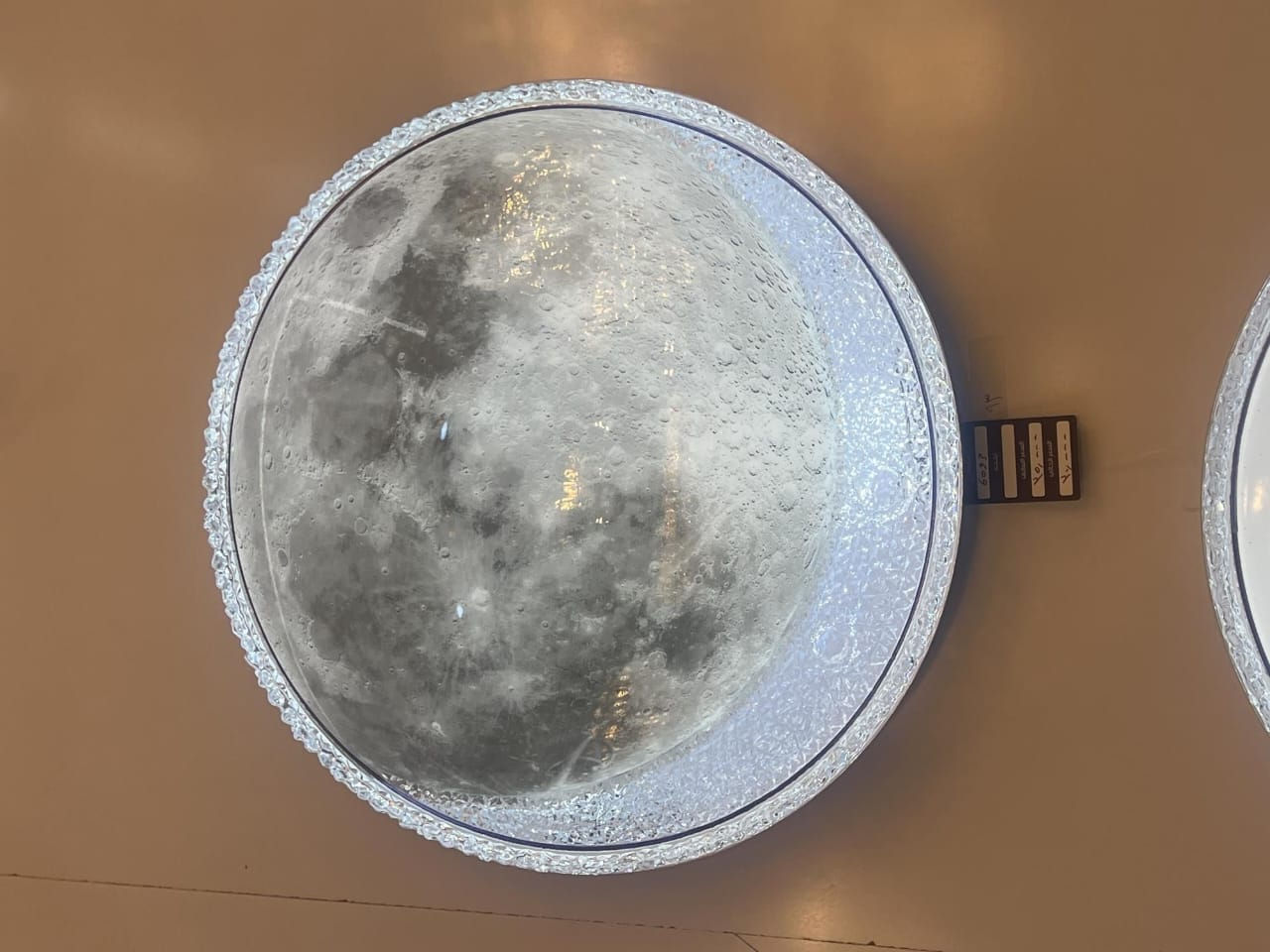 لبيع جديد 

للحجز خاص


**إذا كنت صاحب هذا الإعلان وتريد حذفه لأي سبب، رجاءا أرسل رسالة إلى الدعم الفني**