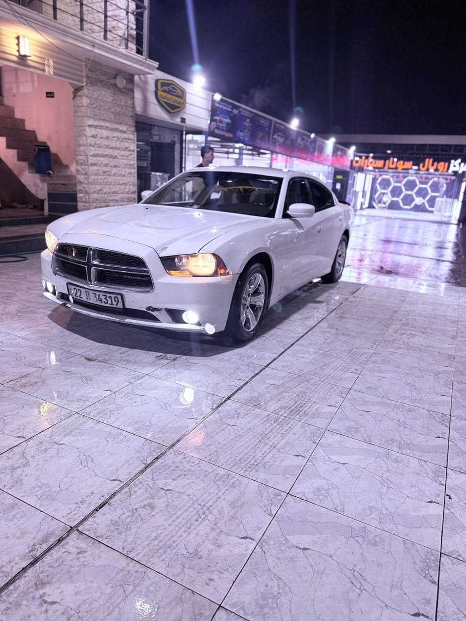 السلام عليكم جاجر 13 للبيع بيها قطعتين باب بدل بدون دواخل والتفاصيل اكثر اتصال على *********** /***********
