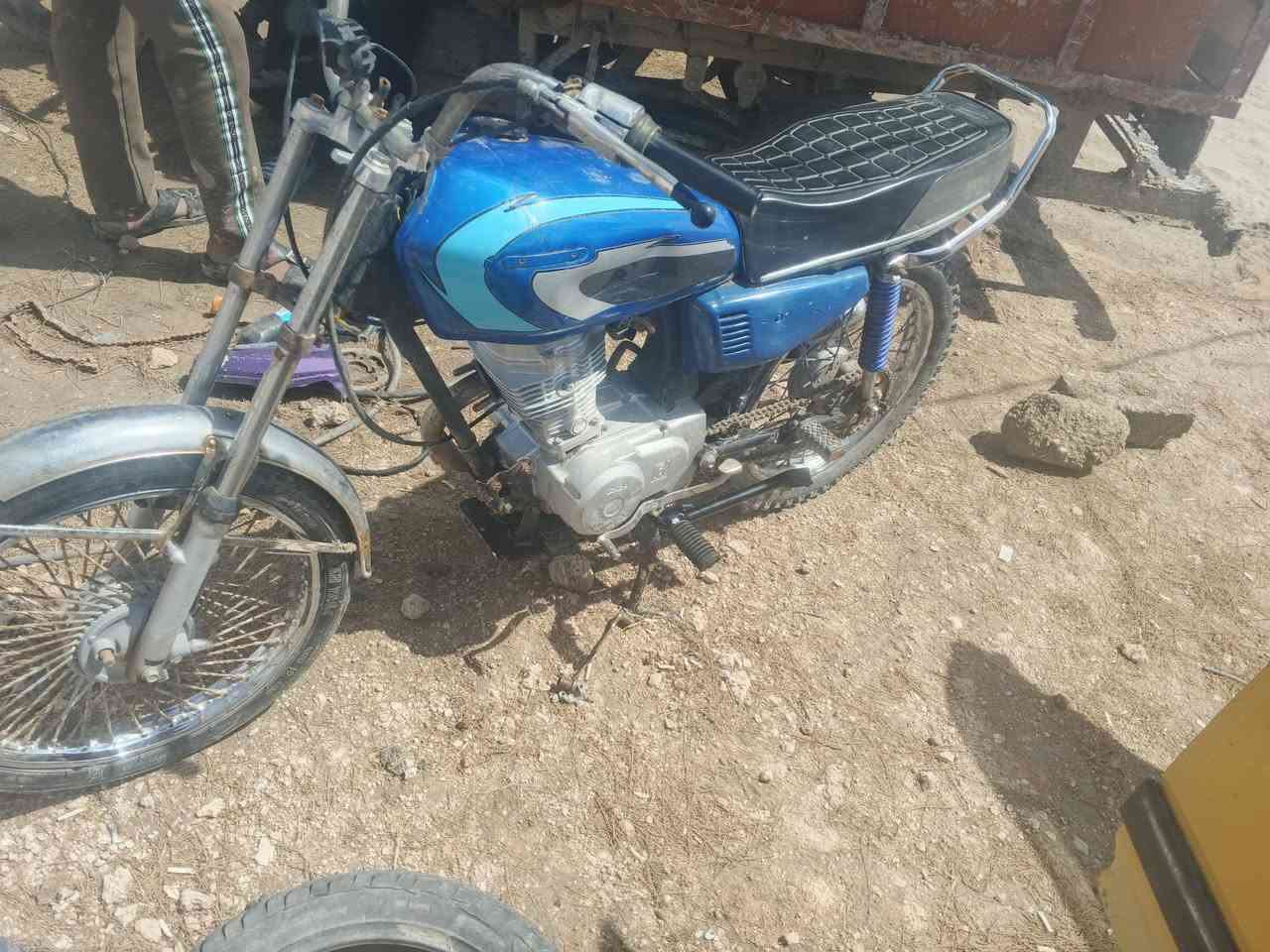 دراجه للبيع سعرها 450 وبيها مجال بسيط للشراي يدك على هذا الرقم***********
