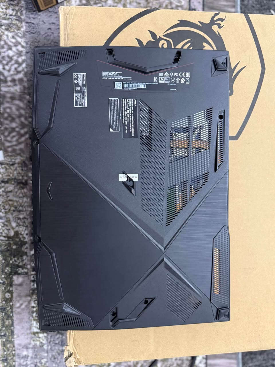 Color: Black-Black-Black-Black

Led Panel: 15.6" FHD anti-glare IPS-level

CPU :Intel Core i5-10500H Processor

VGA  :GeForce GTX1650/4GB GDDR

HDD :256GB SSD

RAM: DDR4 8GB

ODD : None

RF : WLAN+BT combo module

OS : Windows 11 64bit

Keyboard: US-International

Battery : 11.4V 52.4Wh 52.4Wh3 cells

 بۆ زانیاری زیاتر  *********** أربيل, العراق
