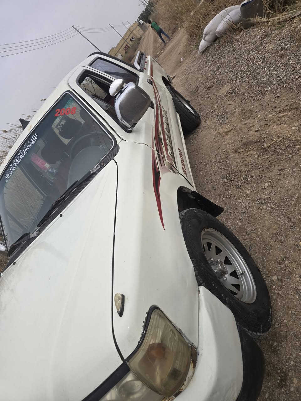 دير ٢٠٠٨ رقم بغداد نكليزي باقي بس استلام جاهزه من كل النواحي حداديه تخم تاير جديد باتري جديد مصبوغه عام جماليه لا ضربه لاكلبه سياره مال جناي الله شاهد كلهة جاهزه  مكاني رفاعي سعر ٤٢ بيهة مجال مستعجل  مكاني رفاعي ***********
