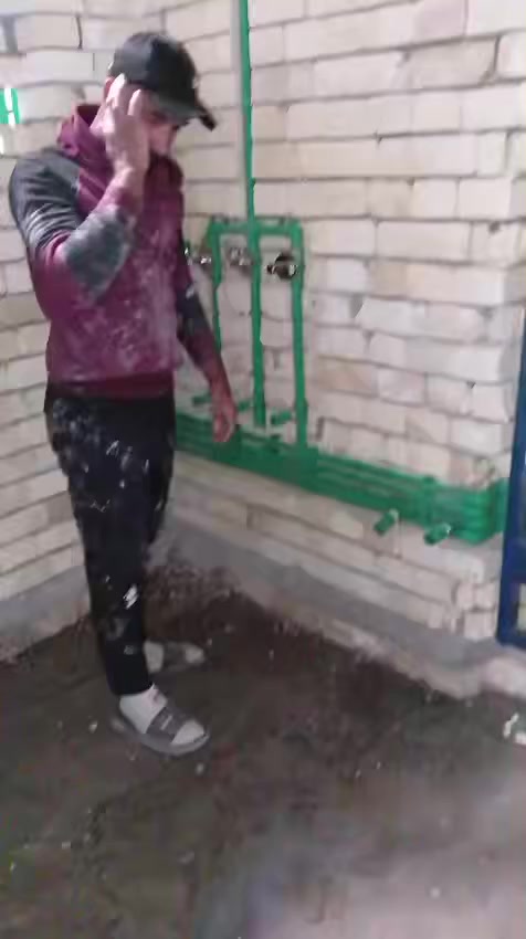 السلام عليكم ورحمه الله وبركاته
هاذا عملنا اليوم تأسيس صحيات عامه ماء ومجاري درجه اولى حسب طلب ابو البيت 
حفر كوسره+ حفر دريل + ضغط المي 20 بار 
تشميع البواري المحافظة ع قياسات الخلاطات والحنفيات والكاكات الحمدلله والشكر لله 
هاذا شغلنا واتمنا ينال اعجابكم وشكرا 
التواصل ع الارقام التاليه 
اخوكم السباك علي الدون 
***********
***********
