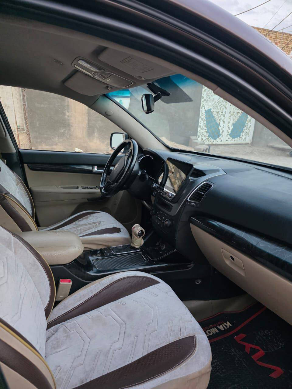 سورنتوا للبيع او مراوس مع كامري موديل من ٢٠٢٠ او اعلى
سورنتوا ٢٠١٥
٦سلندر
٣٥٠٠
خليجية
بيها ضربة موضحة في الصور والسونار 
***********
