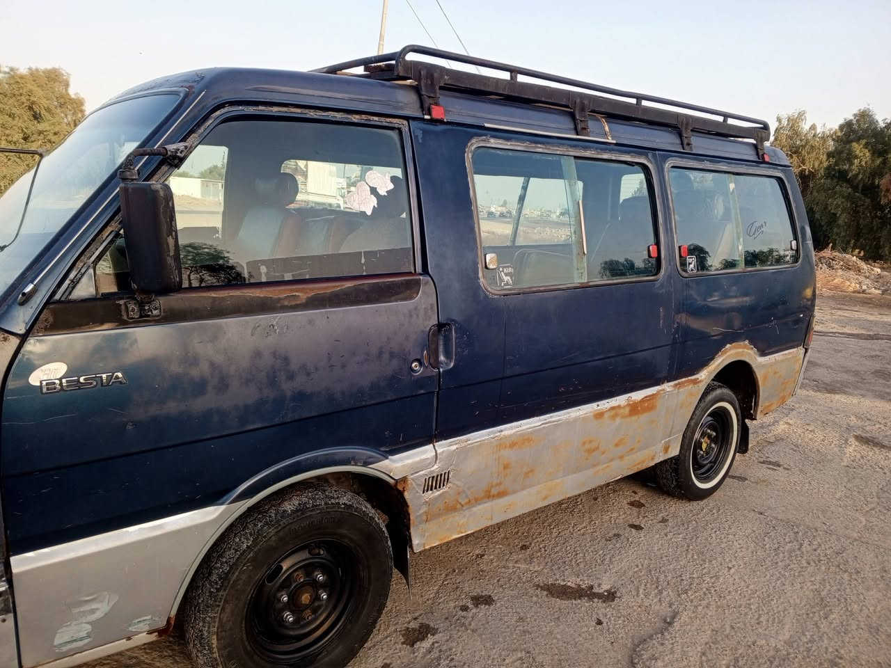 السلام عليكم كيا بسته للبيع موديل 1994 كير محرك اكسل مكفول شاصي بلادي صدر جديد راديتر  جديد سنويه نهاية 26 مكان ديالى السعر 40 و بي مجال للاستفسار ***********
